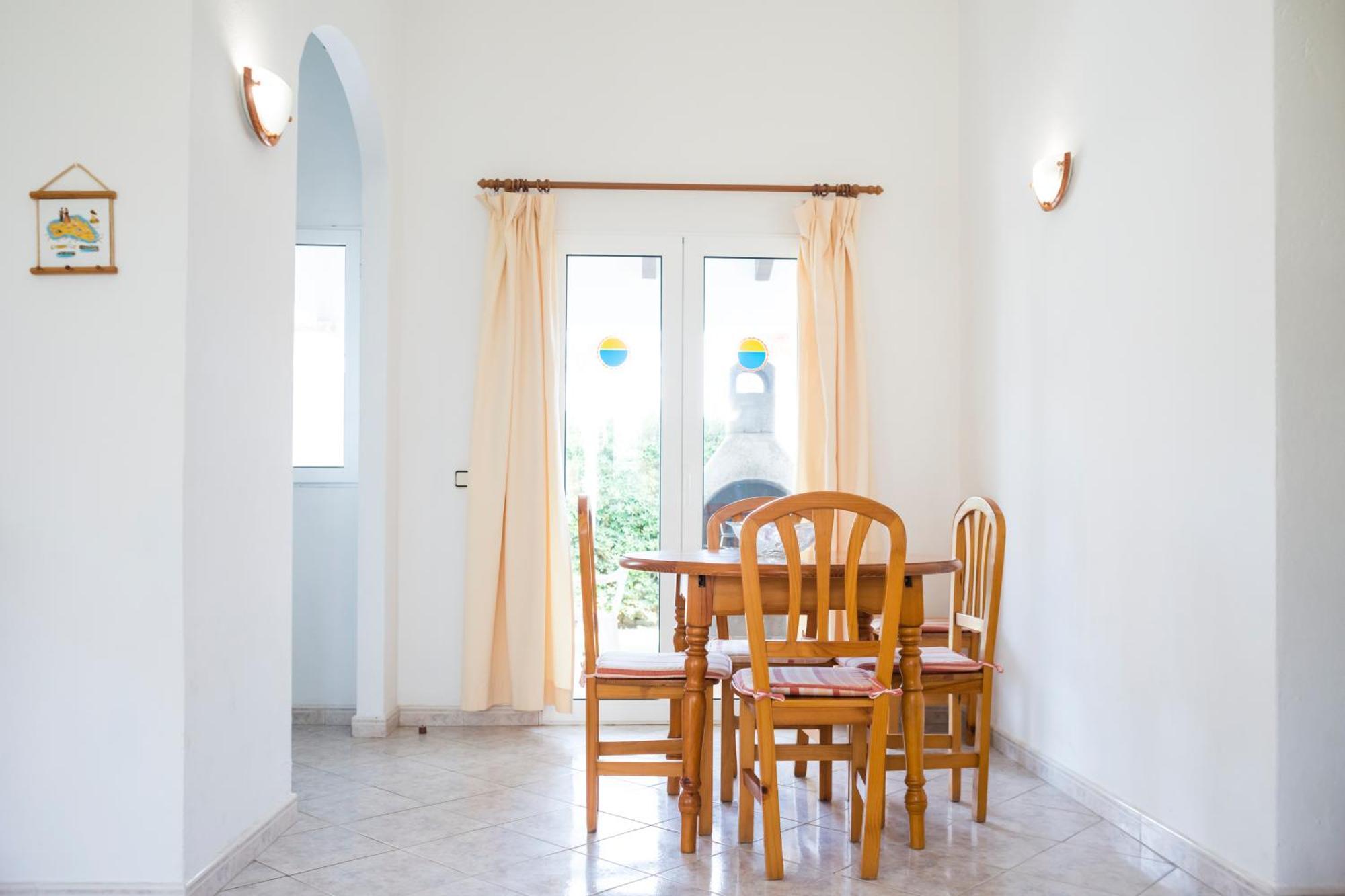 Apartchalet Villas Elvira. Villa E Son Carrio  Экстерьер фото