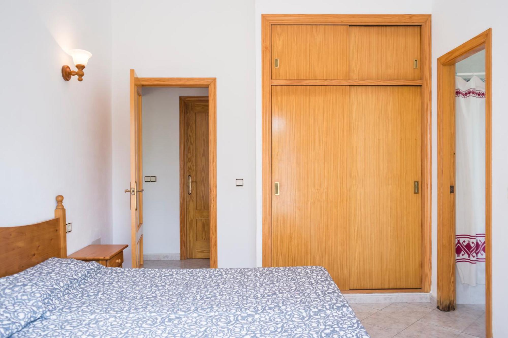 Apartchalet Villas Elvira. Villa E Son Carrio  Экстерьер фото