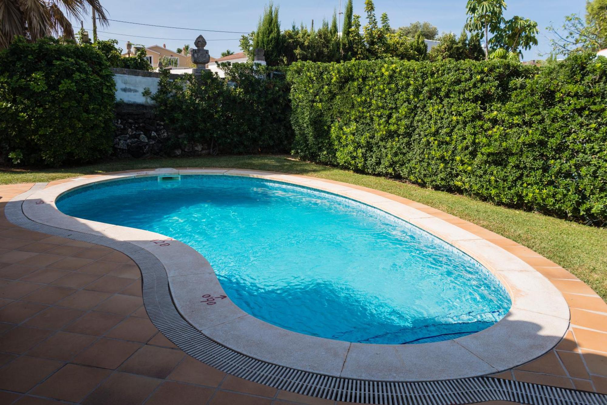 Apartchalet Villas Elvira. Villa E Son Carrio  Экстерьер фото